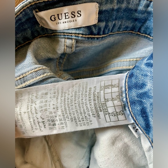 GUESS LOS ANGELES DENIM BERMUDA DISTRESSED SHORTS SIZE 25 - Picture 14 of 14